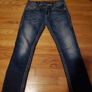 Rock Revivals Avery Capri